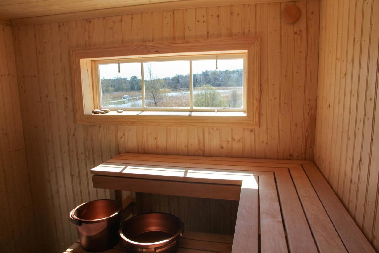 Bed and Breakfast Brobacka Gasthem Jomala Exterior foto