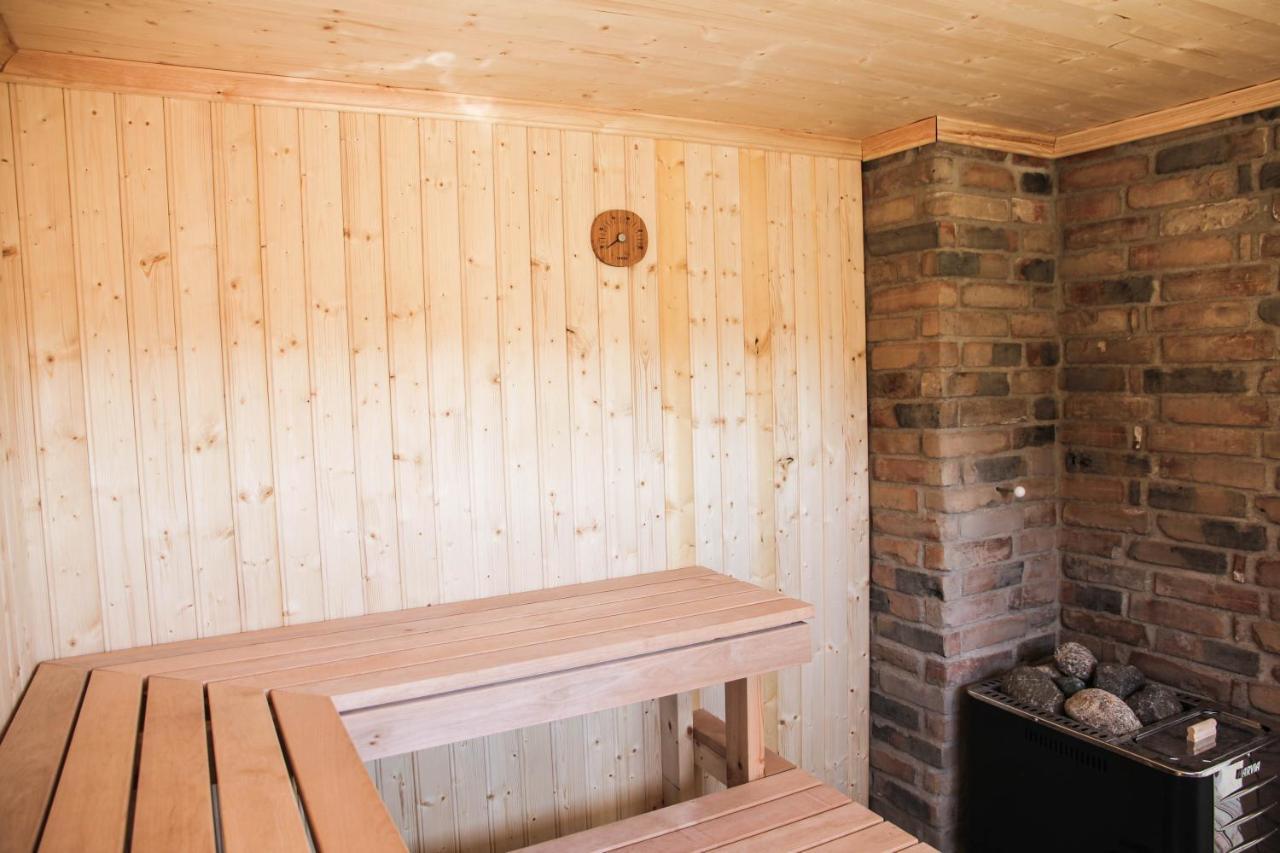 Bed and Breakfast Brobacka Gasthem Jomala Exterior foto