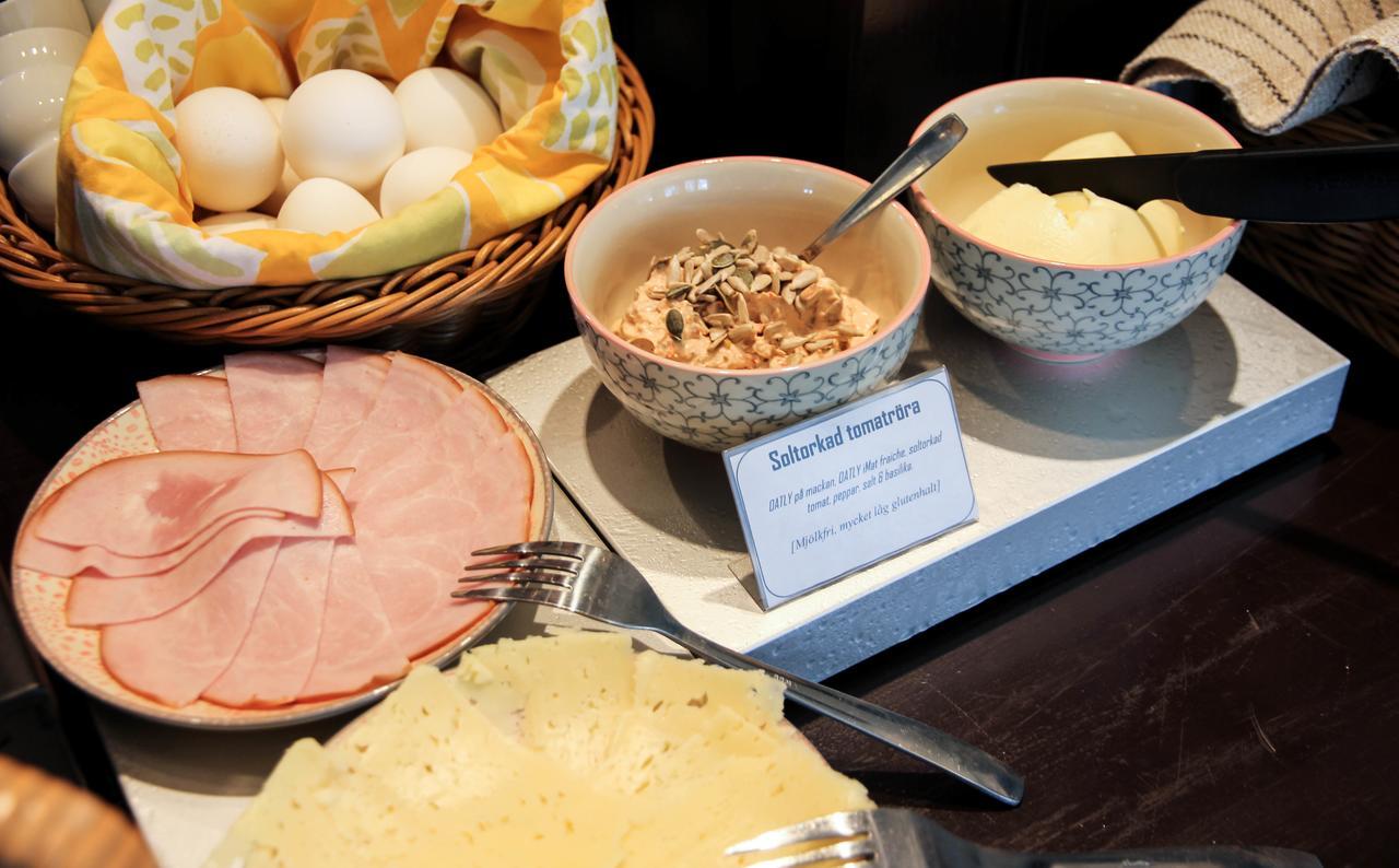 Bed and Breakfast Brobacka Gasthem Jomala Exterior foto