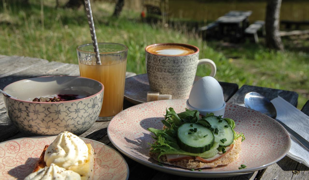 Bed and Breakfast Brobacka Gasthem Jomala Exterior foto